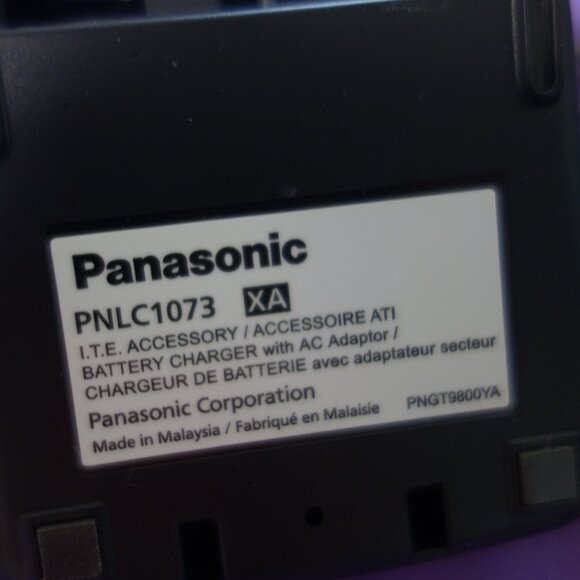 Panasonic Cordless Phone w/ Answering Machine Base & 2nd Cordless Phone w/ Base - Picture 11 of 11